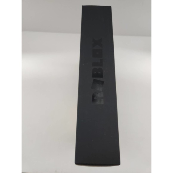 Roblox Icons Gold Collector's Set - Picture 4 of 9